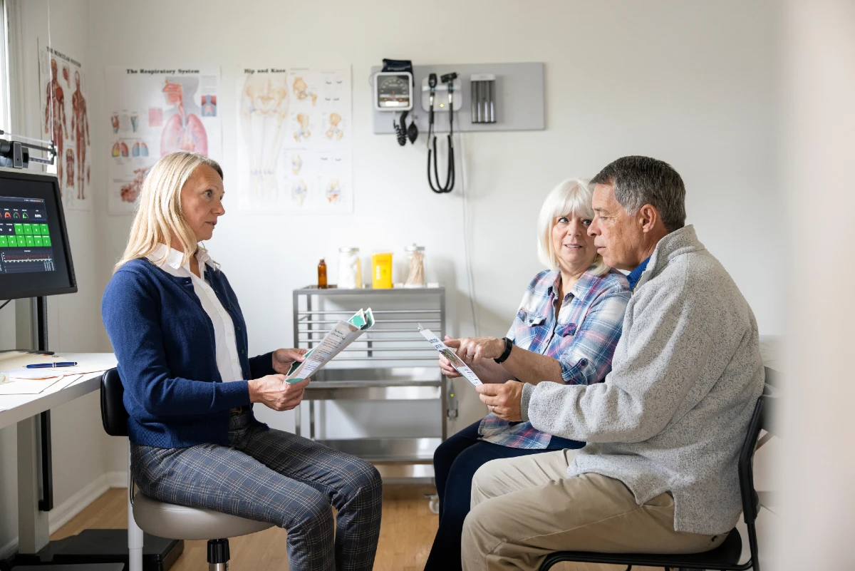 Image of a chaperone with a patient